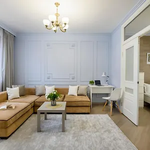 hotel-almaty-229.hotels-of-almaty.com/