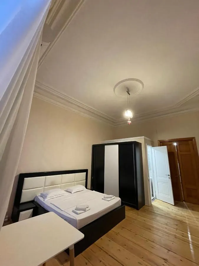 Apartament Downtown Room Tbilisi Gruzja