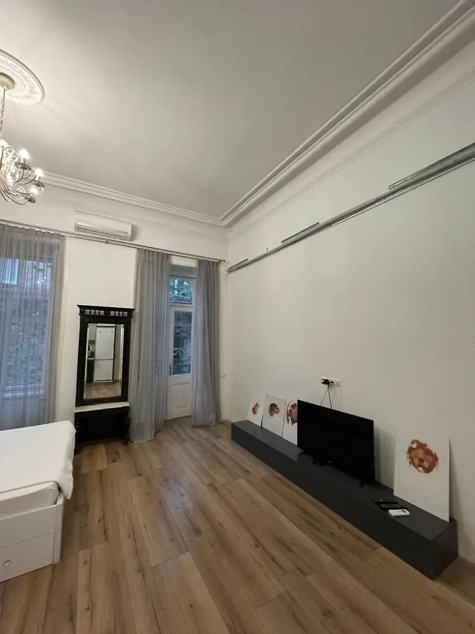 Downtown Room Тбилиси Апартаменты